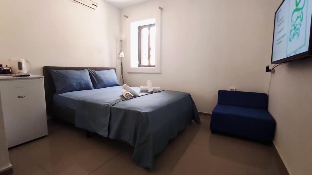 Guest House "Villa Klara Eilat" Heated Pool And Sauna All Year Round Экстерьер фото