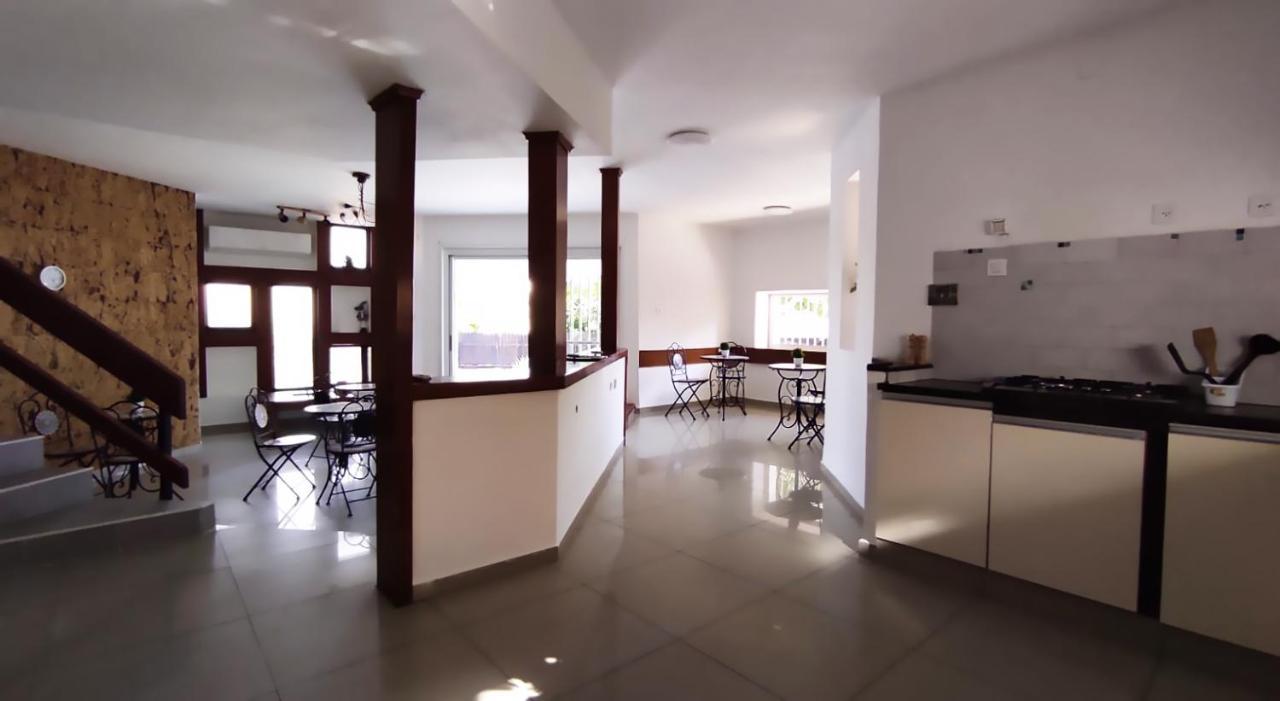 Guest House "Villa Klara Eilat" Heated Pool And Sauna All Year Round Экстерьер фото