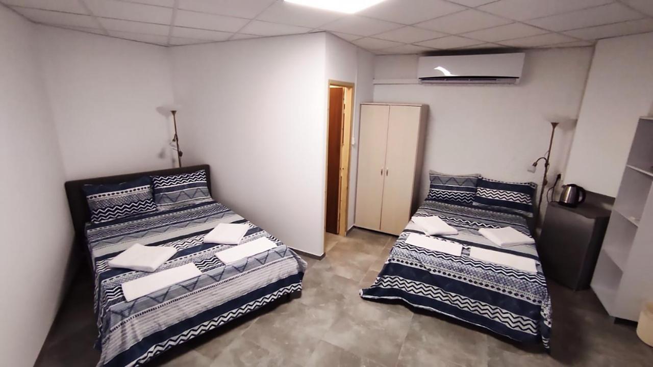 Guest House "Villa Klara Eilat" Heated Pool And Sauna All Year Round Экстерьер фото