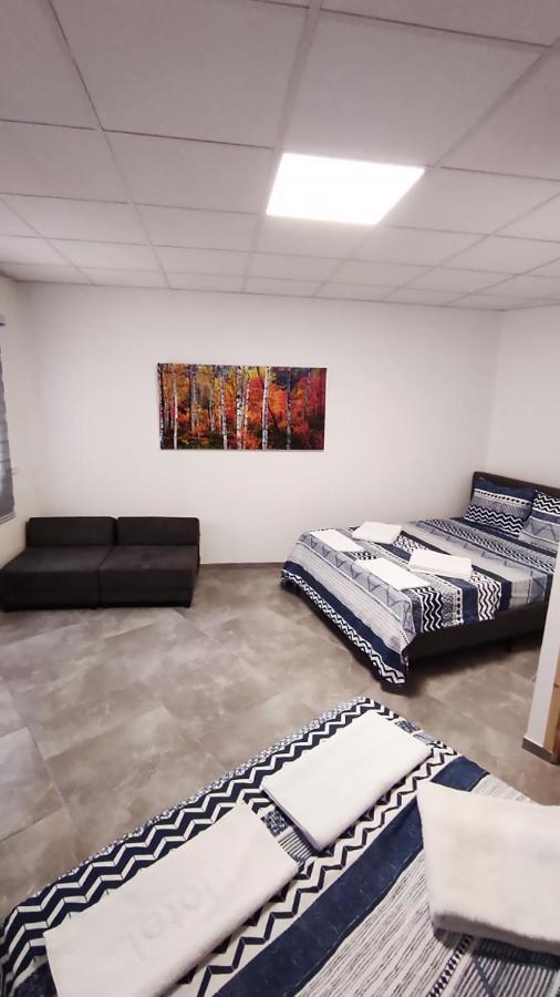 Guest House "Villa Klara Eilat" Heated Pool And Sauna All Year Round Экстерьер фото