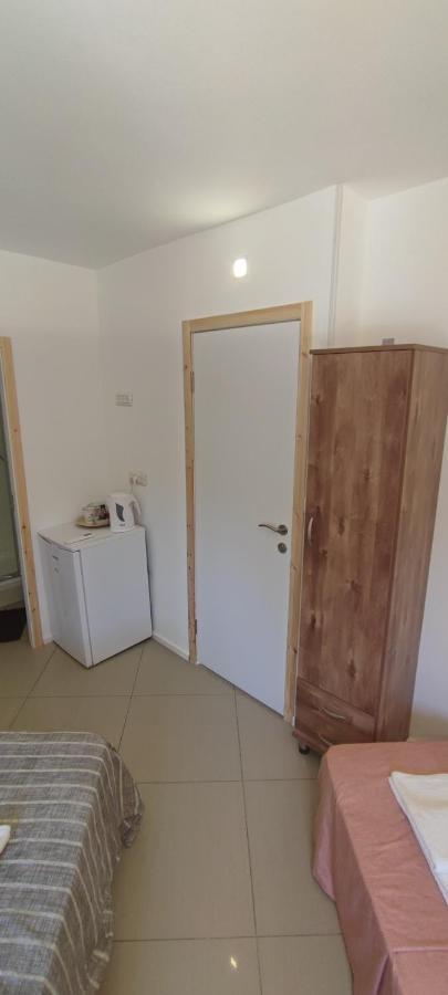 Guest House "Villa Klara Eilat" Heated Pool And Sauna All Year Round Экстерьер фото